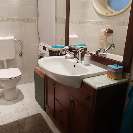 Apartment Nena With Private Free Parking
