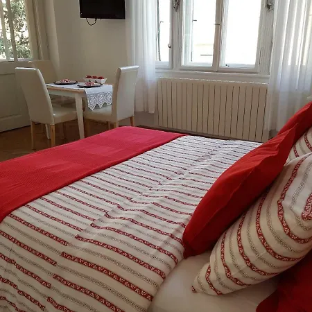 Apartment Nena With Private Free Parking Apartment