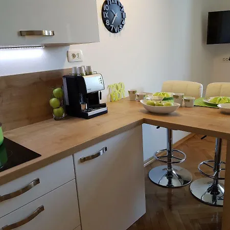 Apartment Nena With Private Free Parking Apartment *