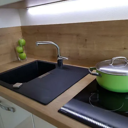 Apartment Nena With Private Free Parking *